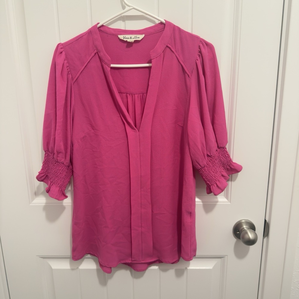 Vine & Love Women's Bright Hot Pink Short Sleeve Blouse Size Small